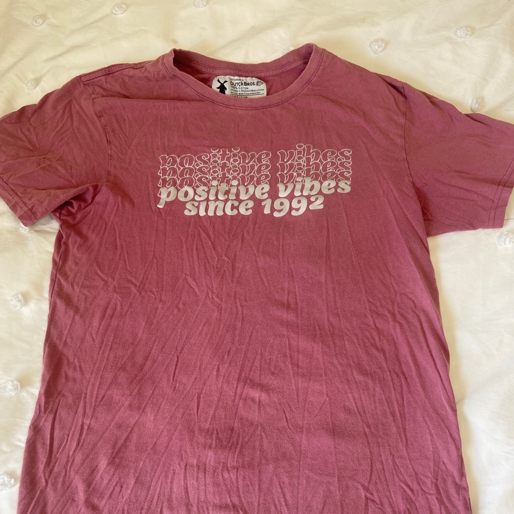 Dutch Bros “positive vibes” graphic tee